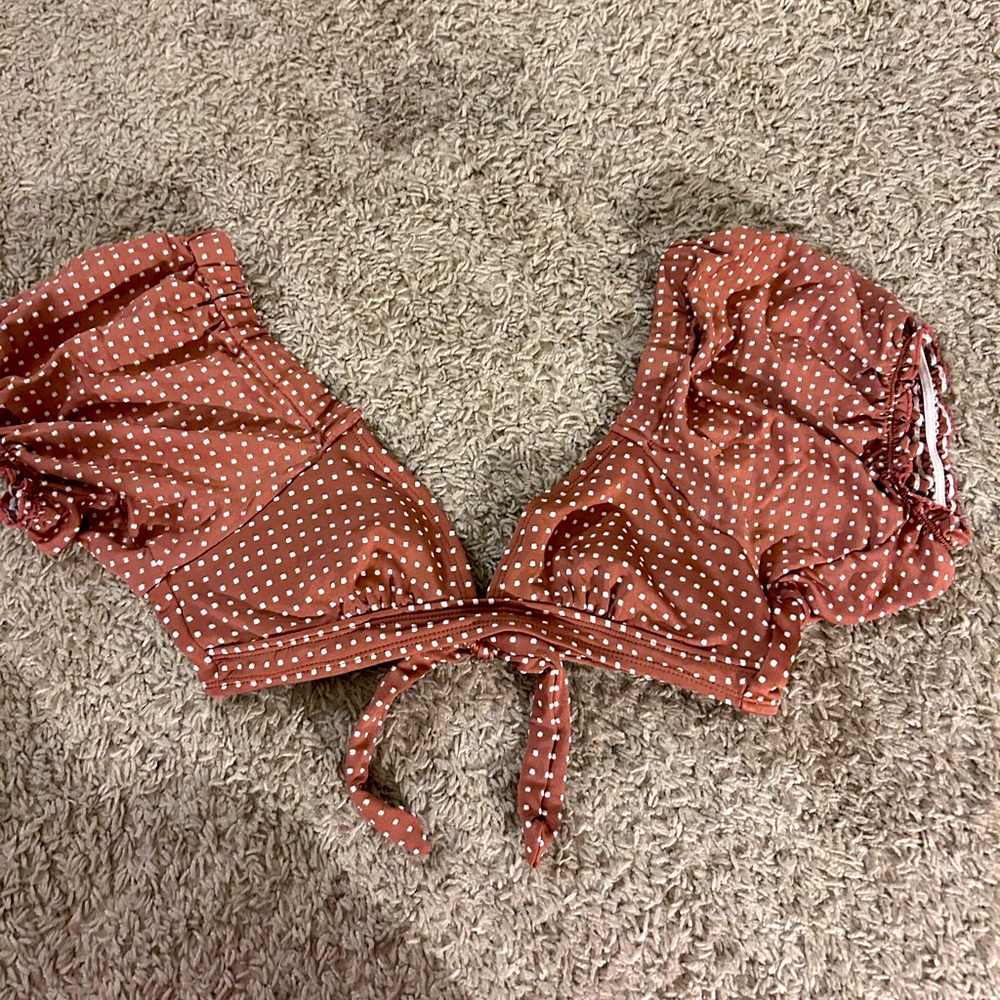 Super cute brown polka dot bikini top size Small!